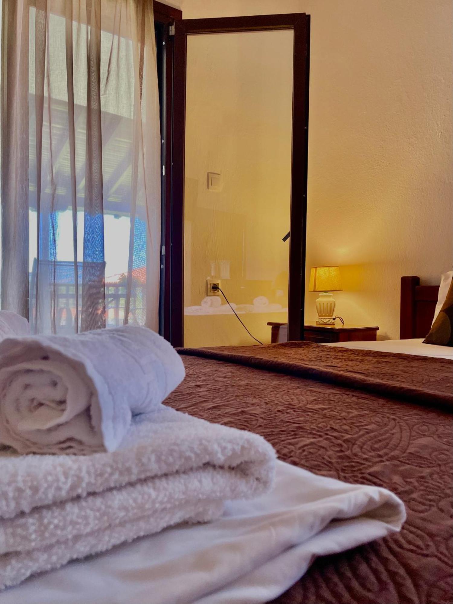 Anna Dani Apartments Vourvourou Extérieur photo