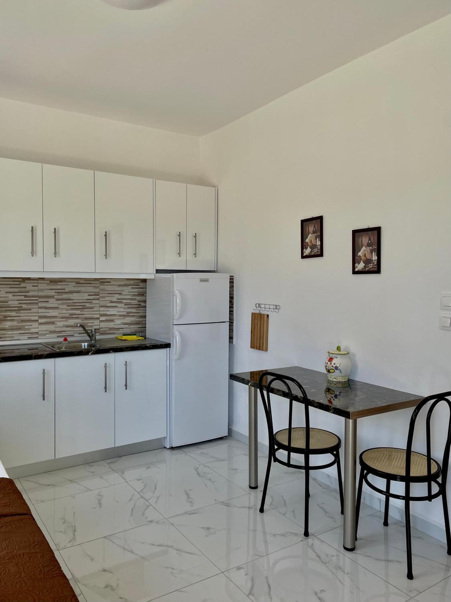 Anna Dani Apartments Vourvourou Extérieur photo