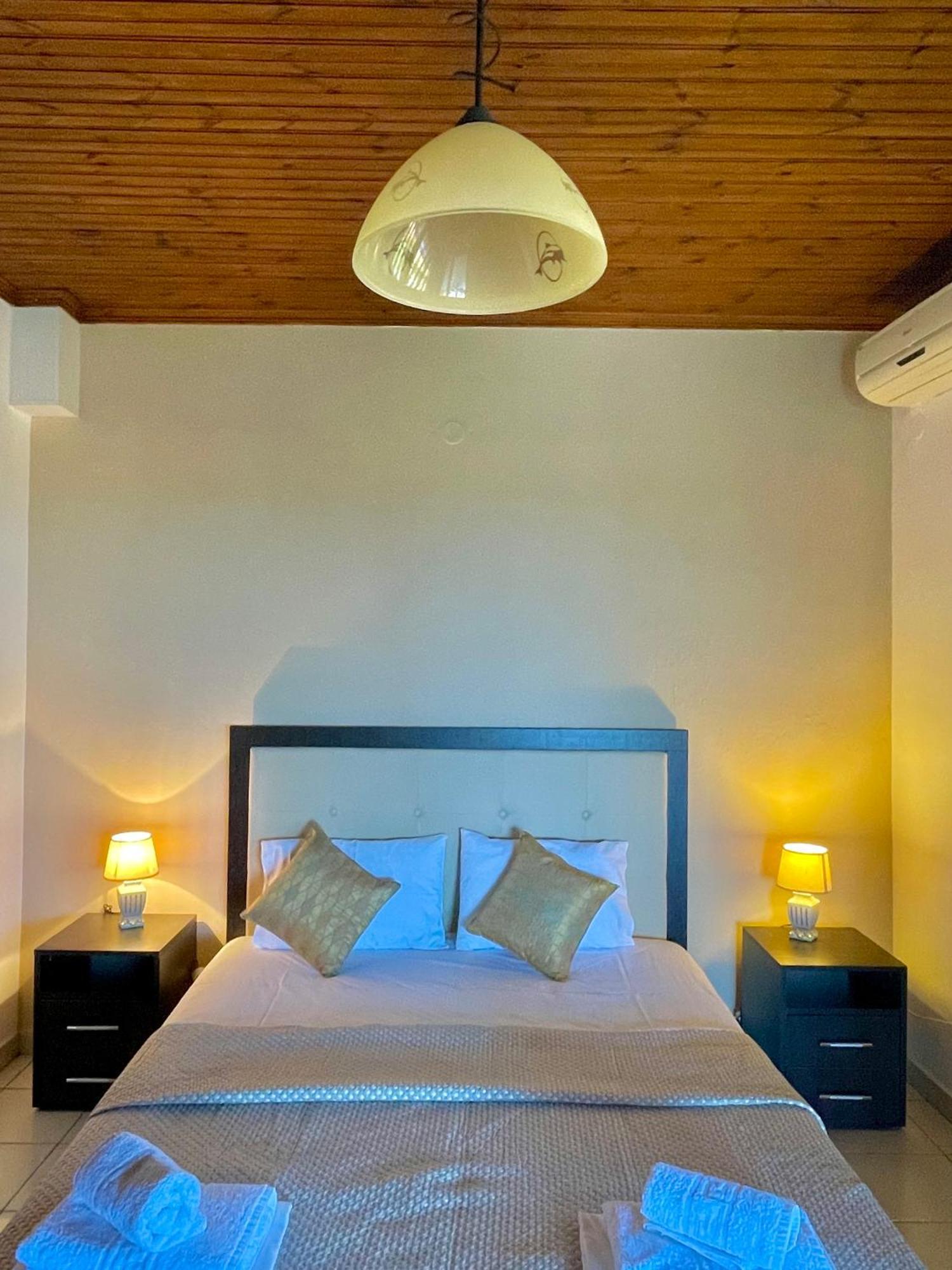 Anna Dani Apartments Vourvourou Extérieur photo