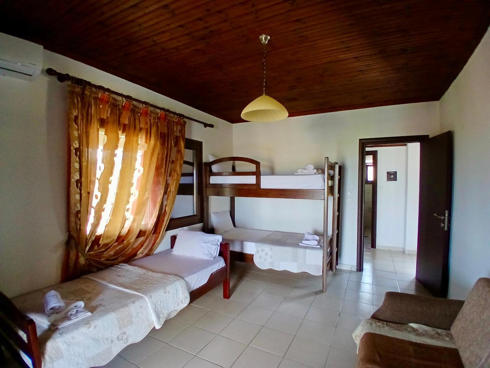Anna Dani Apartments Vourvourou Extérieur photo